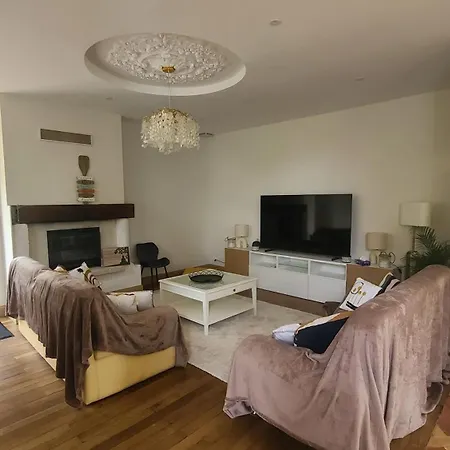 Le Logis De Villefollet